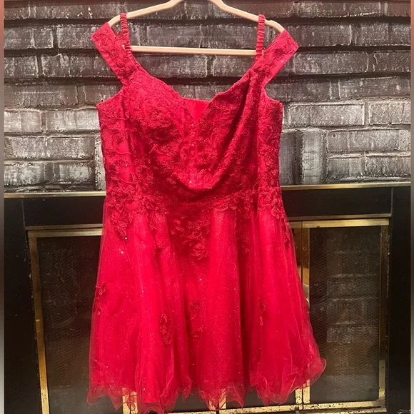Dresses | Formal Dress Used Once Great Condition | Poshmark
